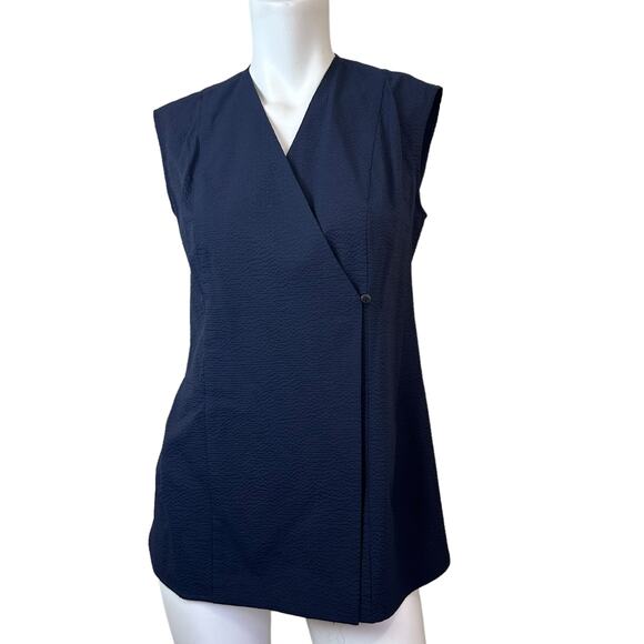 MM LaFleur Navy Blue Sleeveless Textured Blouse sz S - Picture 1 of 9